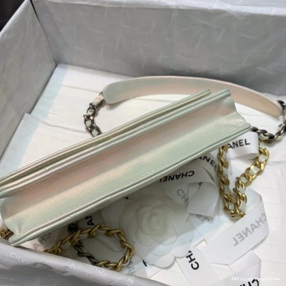 HyperPeter WALLET CHANEL19 ON CHAIN 0815